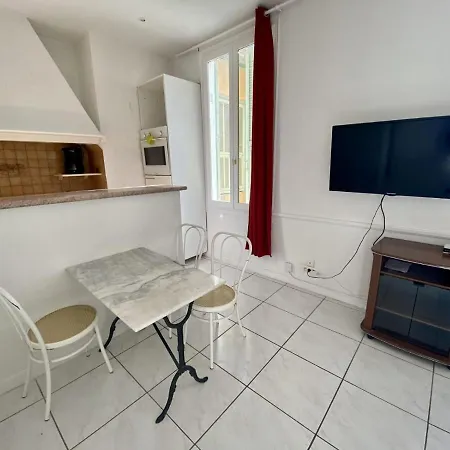 Les Meubles Du Soleil Homestay